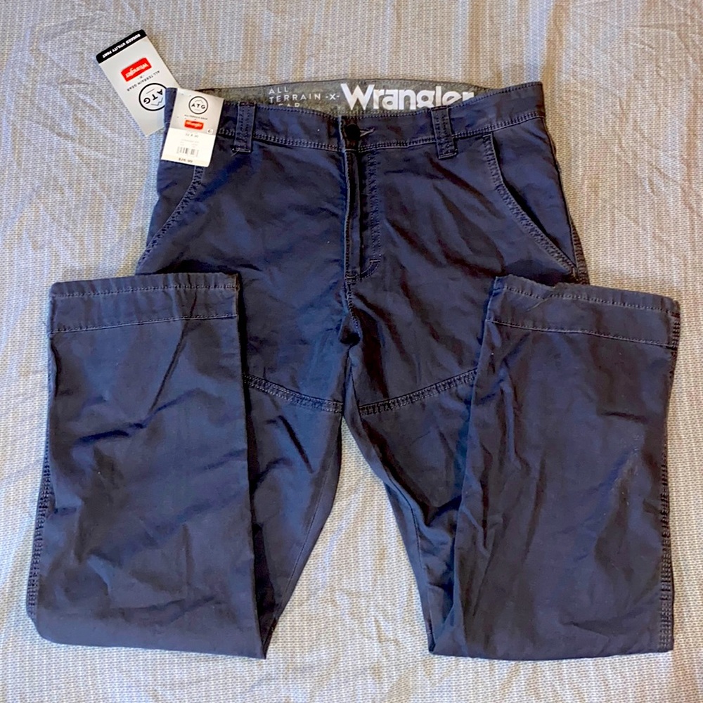 NWT Wrangler all terrain gear utility pants